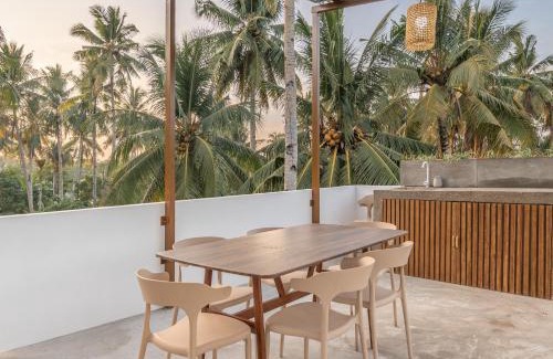 Catangnan Casa | La Luna Villa Siargao - CoLiving w Private Rooms, Pool & Rooftop