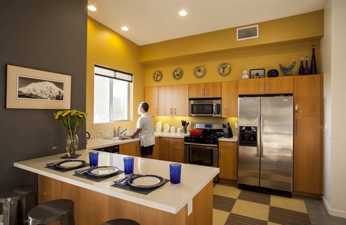 B-Bar-H Ranch Casa | La Luz - Desierto moderno