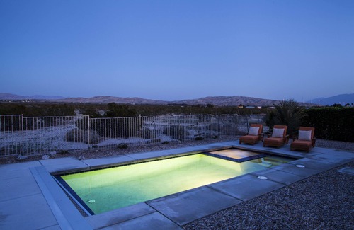 B-Bar-H Ranch Casa | La Luz - Desierto moderno