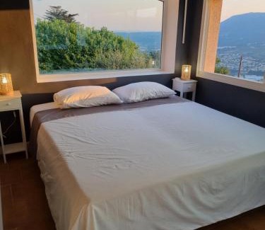Porcio Apartamento | La Mélenzanice