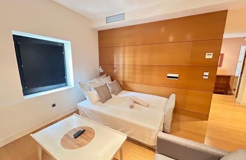 El Arenal Apartamento | La Maestranza Charming one or two bedrooms Apartments by OCityzen