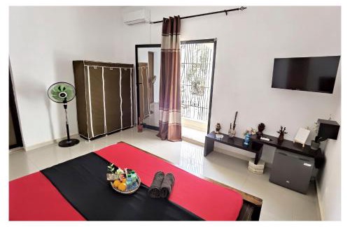 Ouakam Casa | La MAISON BLANCHE - D - CENTRAL - CALME - WIFI - White Butterfly Hotels