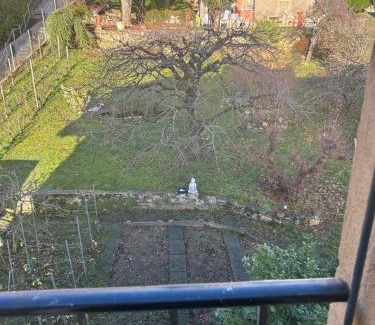 Hauterive Casa | La Maison Bleue à 2 pas du Lac du Neuchâtel