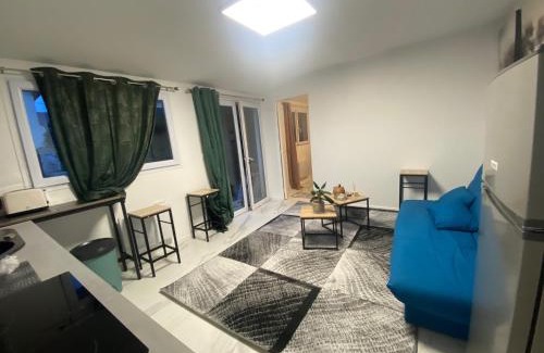 Plateau — Pyramide Casa | La maison bleue