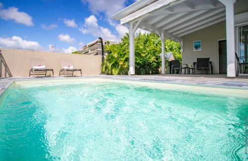 Fort-de-France Villa | La maison bleue