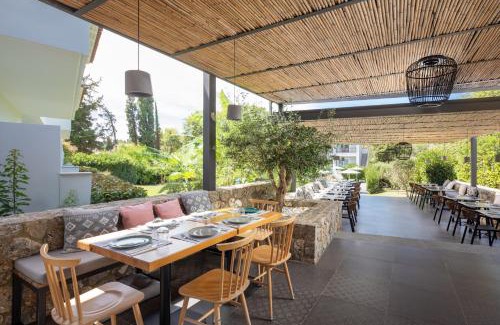 Ipsos Hotel | La Maison Corfu - Adults Only