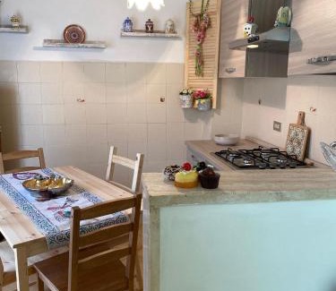 Turi Casa | La Maison De Rose