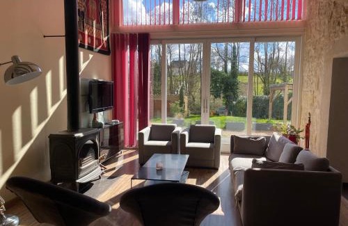 Chateauvieux Casa | La maison des caves