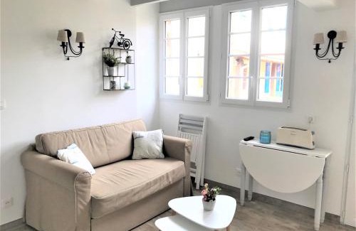 Rochefort Casa | LA MAISON DU BONHEUR