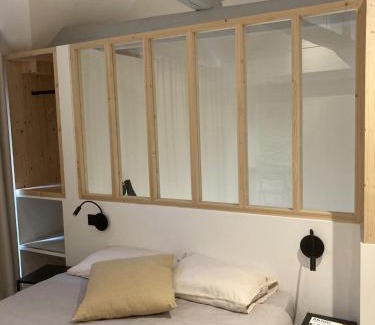 Angers Apartamento | La Maison du Cocher - Chambre indépendante climatisée en Hypercentre - Lit Queen Size