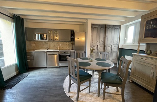 Binic Casa | La maison du Phare: Beaches and shops on foot