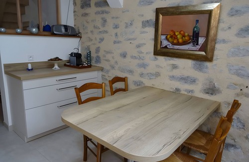 Cajarc Casa | La Maison Du Tour De Ville con vistas a las montañas, Wi-Fi y aire acondicionado