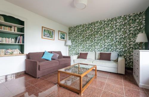 Ravieres Casa | La Maison et son jardin sur le Canal de Bourgogne