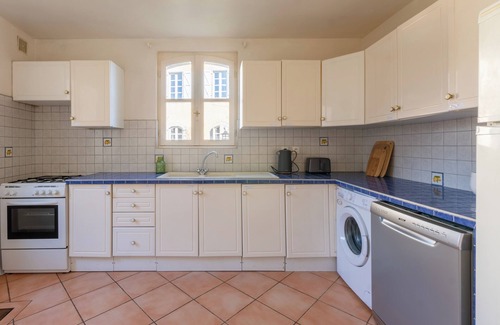 Ossun Casa | La Maison Vergès - 3 bedrooms - large living room - small garden