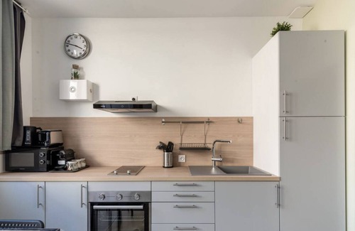 Le Creusot Casa | Casa-Confortable-Baño con ducha-Vista al Jardín