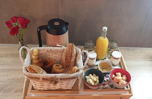 Domjean Cama Y Desayuno | La Manch'hôtes