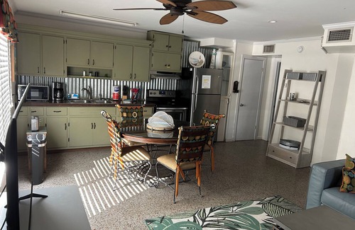 Kiska Beach Cabaña | La Margarita hermosa casa de campo de 1 dormitorio grande, consulte nuestro precio de otoño en la playa