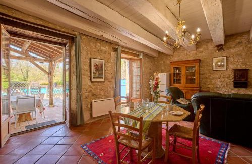 Thenac Casa | La Mijotière - maison avec piscine et grand jardin