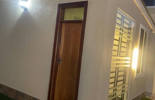 Dodoma Cabina | La Million Palace