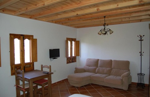 Linares de la Sierra Apartamento | La Molinilla Apartamentos y Hammam