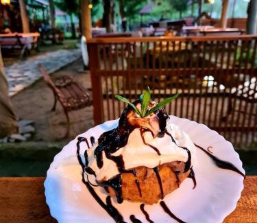 Brebu Casa | La Pădure