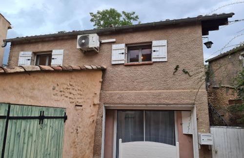 Entrevennes Casa | la parenthèse