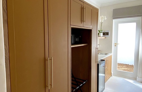 Cape Winelands Hotel | La Paris Estate