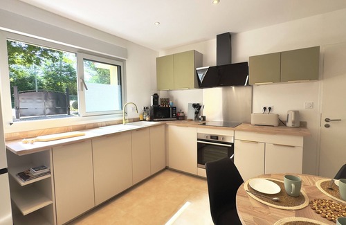 Feytiat Casa | La Pause Limousine | Garden & Terrace | Near Limoges | Wifi | Children's games
