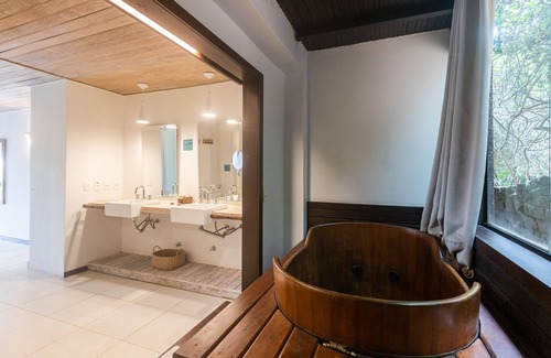 Joao Fernandes Hotel | La Pedrera Small Hotel & Spa