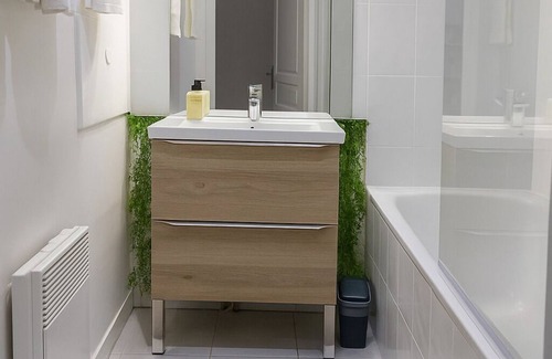 Lunel Apartamento | La Perle° Jacuzzi WiFi Parking PV