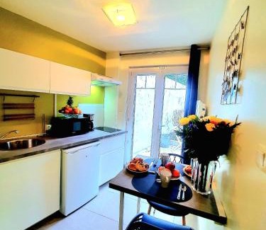 Boulogne-Centre Apartamento | La Petite Boulonnaise Studio cosy avec cour privative - proche Nausicaa