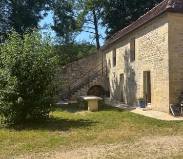 LIsle-sur-Serein Casa | La petite Chapelle