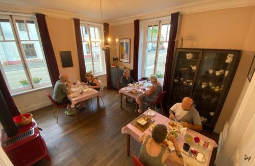 Rochesson Cama Y Desayuno | La petite chouette