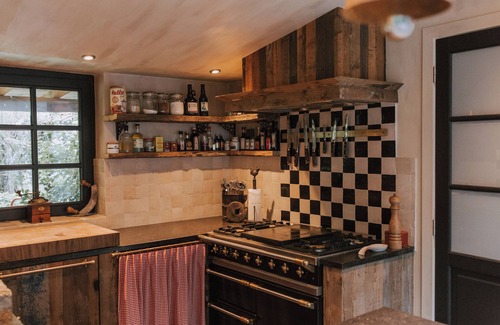 Lawijn Cabina | La Petite Foret | Invernadero Antiguo en el Campo de Bruselas