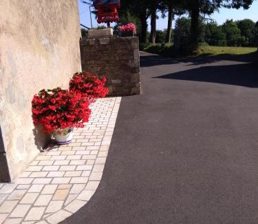 Loperec Casa | La petite maison bleue