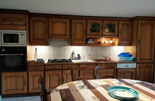 Loperec Casa | La petite maison bleue