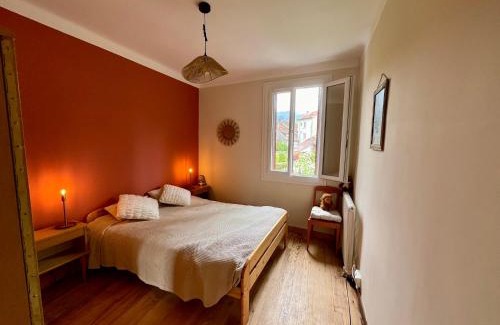 Oust Casa | La Petite Ourse maison de village à Oust