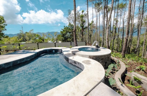 Kintamani Cabina | La Pino Mount Batur and Hot Spring