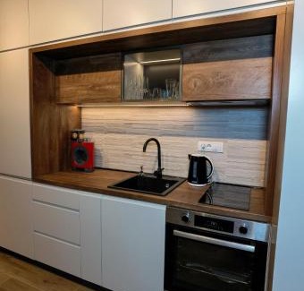 Divcibare Apartamento | La Pista