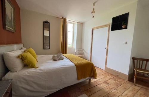 Cluny Cama Y Desayuno | La Porte des Prés