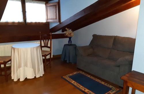 Vinon Casa | La Posada de Viñón - Casa Reda