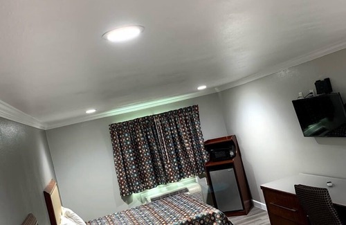 La Puente Hotel | La Puente Inn