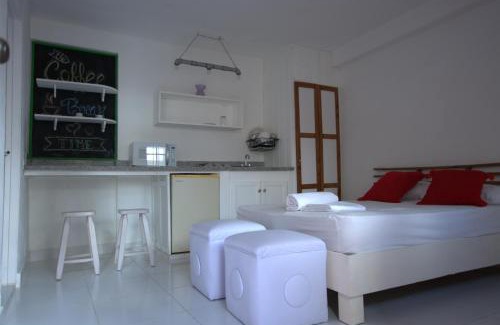 Ciudad Nueva Casa | La Puerta Roja Guest House