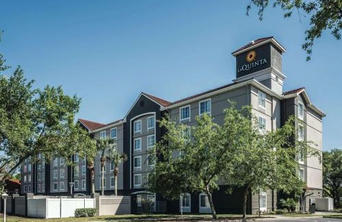 Lake Mary Hotel | La Quinta by Wyndham Orlando Lake Mary - Wonderful Free Breakfast