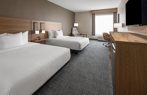 Maryvale Hotel | La Quinta Inn & Suites by Wyndham Phoenix West / Glendale
