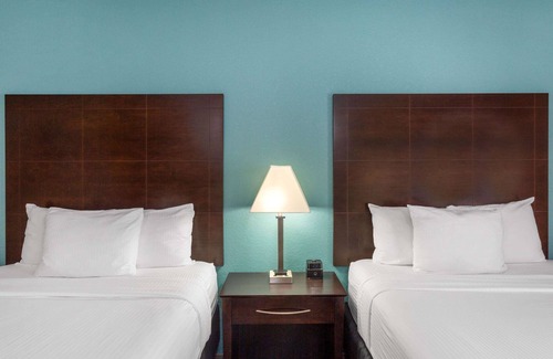 Sebring Hotel | La Quinta Inn & Suites by Wyndham Sebring
