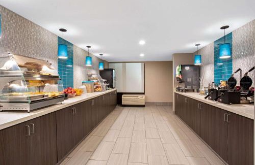 Aurora Hotel | La Quinta Inn & Suites by Wyndham Denver Aurora Medical