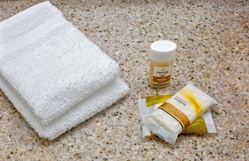 Sunrise Hotel | La Quinta Inn & Suites by Wyndham Sawgrass