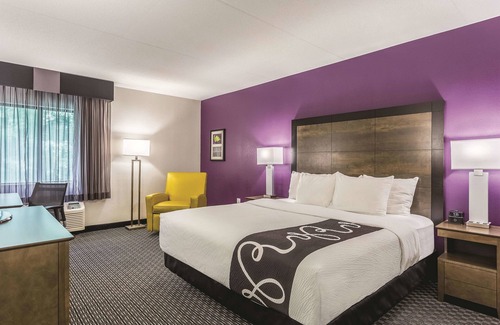 Jessup Hotel | La Quinta Inn & Suites by Wyndham Columbia / Fort Meade