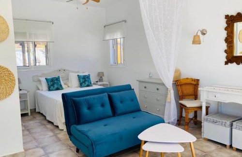 Viñuela Casa | La Rústica en Viñuela, piscina privada